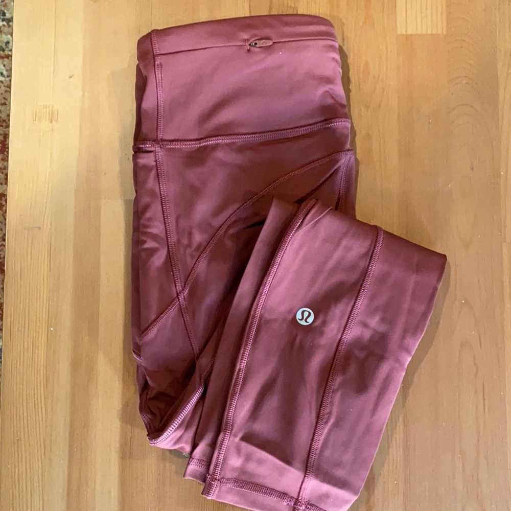 Lululemon red crop leggings